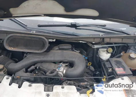 2015 Ford Transit-250 z USA, uszkodzony, nr VIN 1FTNR1ZM8FKA34479